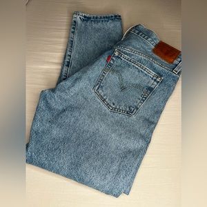 Levis Jeans